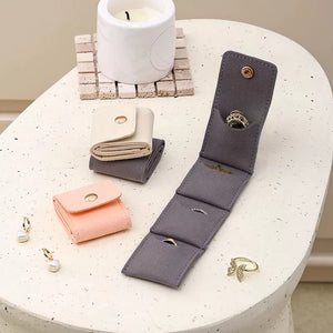 Portable Japanese Jewelry Bag – Soft Microfiber Ring Organizer for Travel & Daily Use