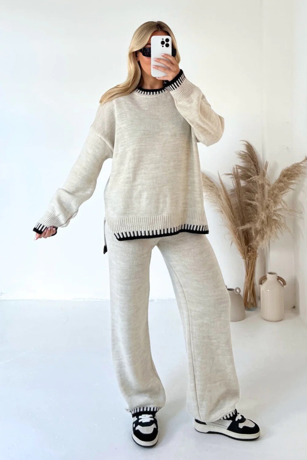 Chic Solid Color Casual Outfit – Loose Trousers & Relaxed Top Set for Stylish Everyday Comfort